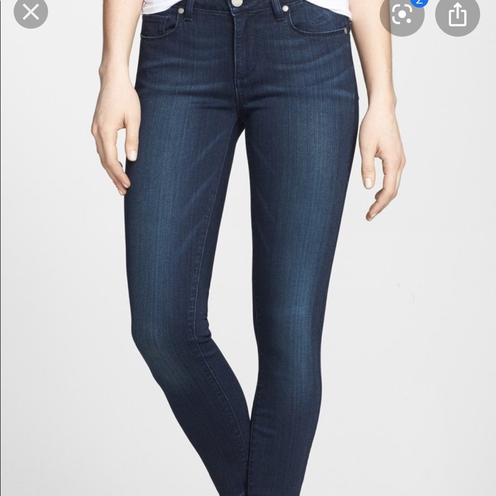 Paige Verdugo Crop size 25